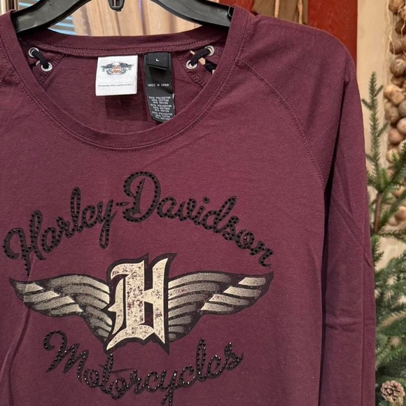 Harley-Davidson Long Sleeve Lace-Up Top. - Picture 3 of 3